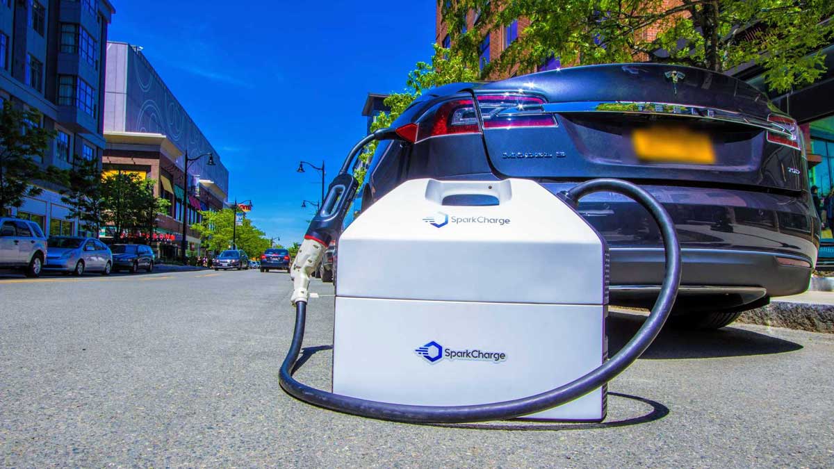 4 Best Portable Electric Car Chargers